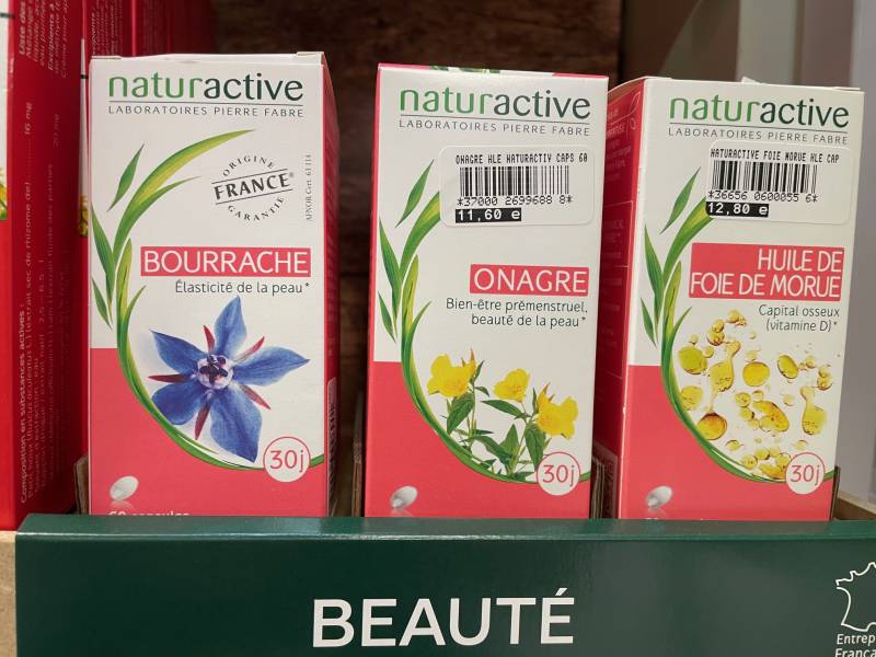 phytothérapie neauté de la peau en pharmacie
