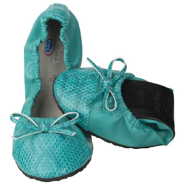 Ballerines d'un joli bleu clair, pour assortir a toutes vos tenus d'été